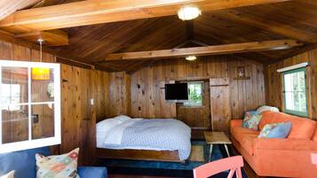 BĂŒgeleisen/BĂŒgelbrett, WLAN, BettwĂ€sche