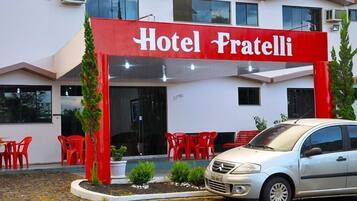 Fachada da propriedade