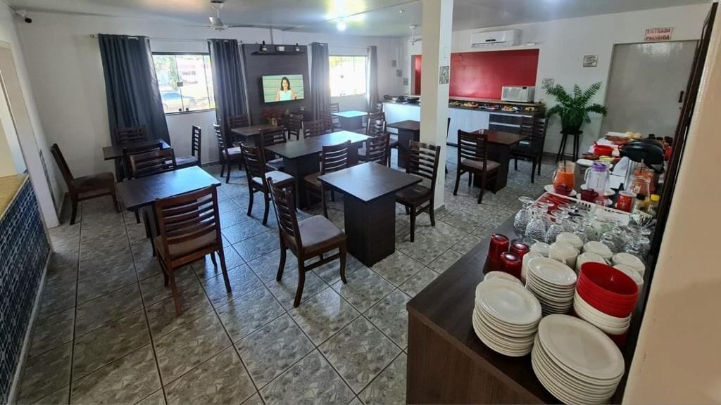 مطعم