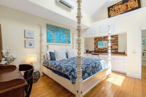 4 bedrooms, desk, iron/ironing board, travel crib