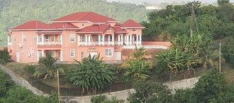 Paradise on the Isle of Spice