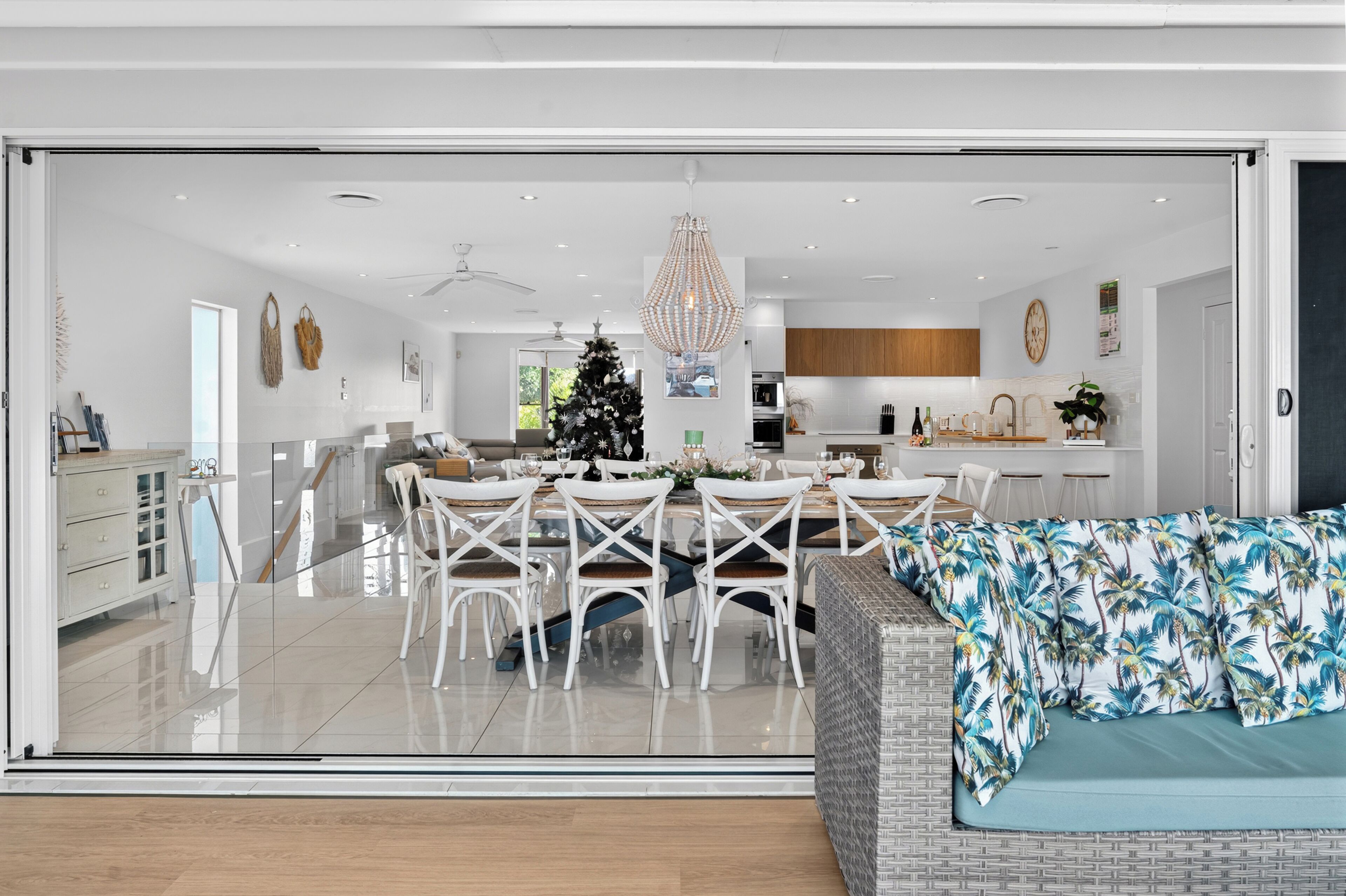 3 Large  open plan living areas,with room for all the family.
