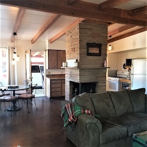 Smart TV, fireplace, DVD player, books