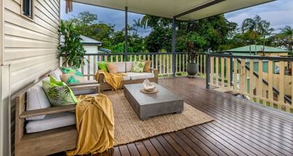 Savannah House - Two Homes in One