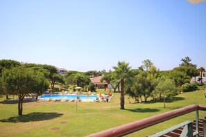 Opvarmet pool