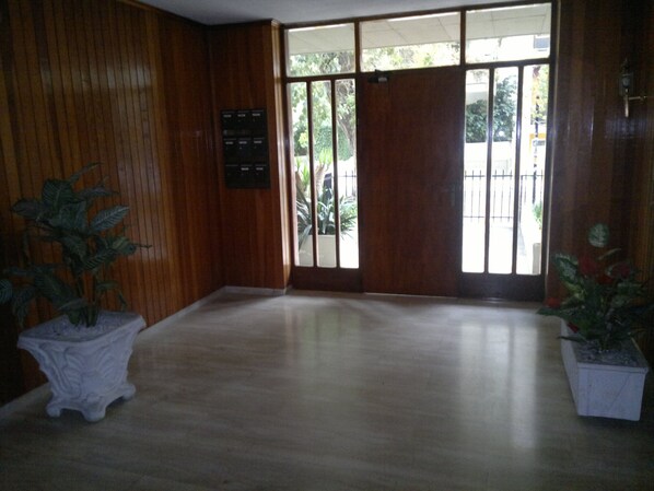 Interior - Elegant room - super price. (Nea Smirni)