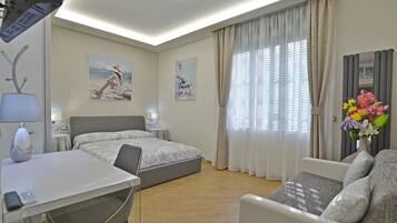 2 bedrooms, in-room safe, iron/ironing board, WiFi