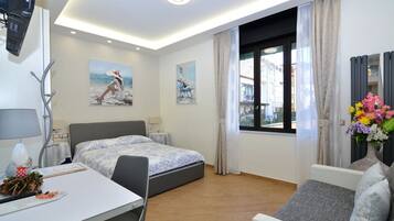 2 Schlafzimmer, Zimmersafe, Bügeleisen/Bügelbrett, WLAN