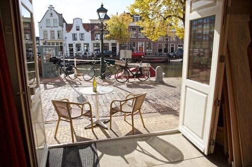 House in Centrum of Alkmaar, on the canal system 