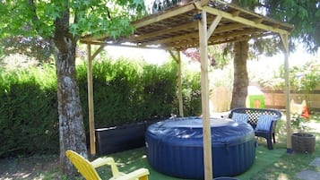 Idromassaggio all'aperto