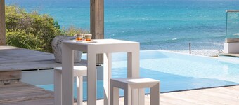 Exceptional sea view villa