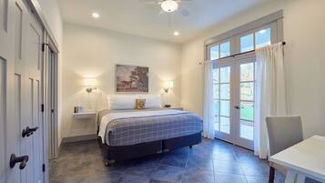 2 bedrooms, desk, iron/ironing board, travel cot