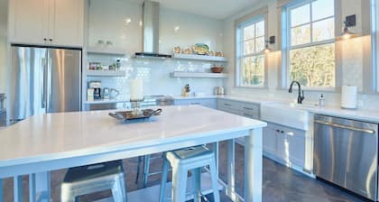 Southfield Cottage: A Perfect Wine Country Stay!