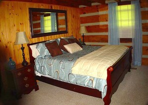 3 bedrooms, desk, iron/ironing board, free WiFi - Simply Irresistible: Authentic Log Cabin (Creston)