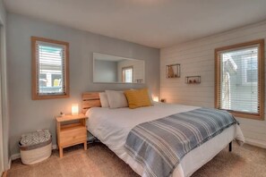 2 chambres, fer et planche Ă repasser, Wi-Fi, draps fournis