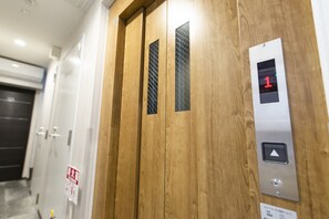 Standard Double Room, 1 Double Bed | Desk, blackout drapes, iron/ironing board, free WiFi - GLOU Higashi Shinjuku (Tokyo)