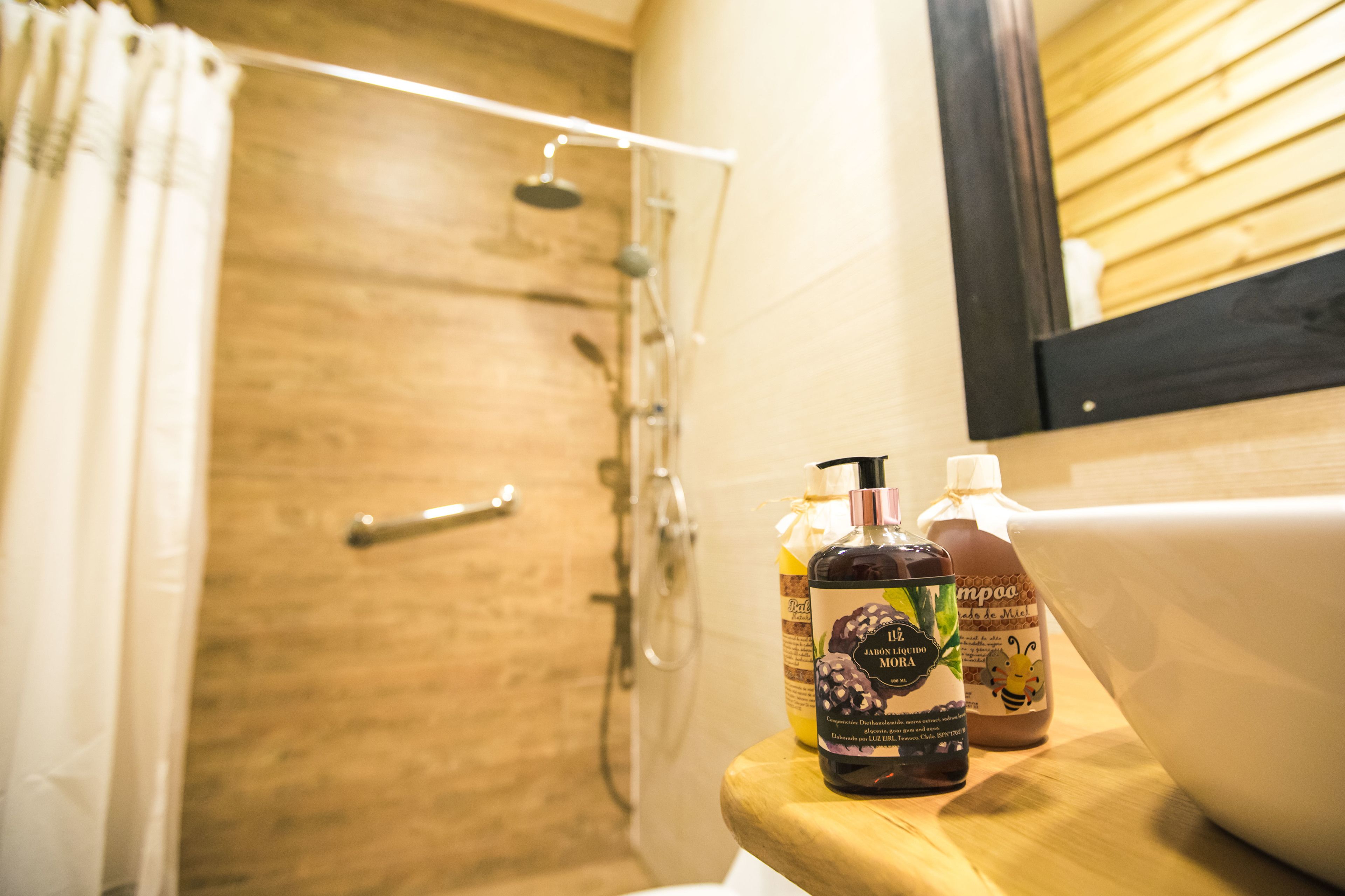 Standard Room, Non Smoking (Malalche) | Bathroom | Combined shower/tub, rainfall showerhead, free toiletries, towels