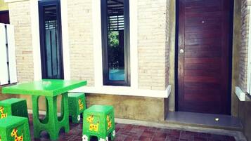 Phòng đôi Tiêu chuẩn, không hút thuốc, quang cảnh vườn | Hiên