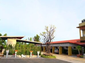 Property grounds - Oasis Resort (Pranburi)