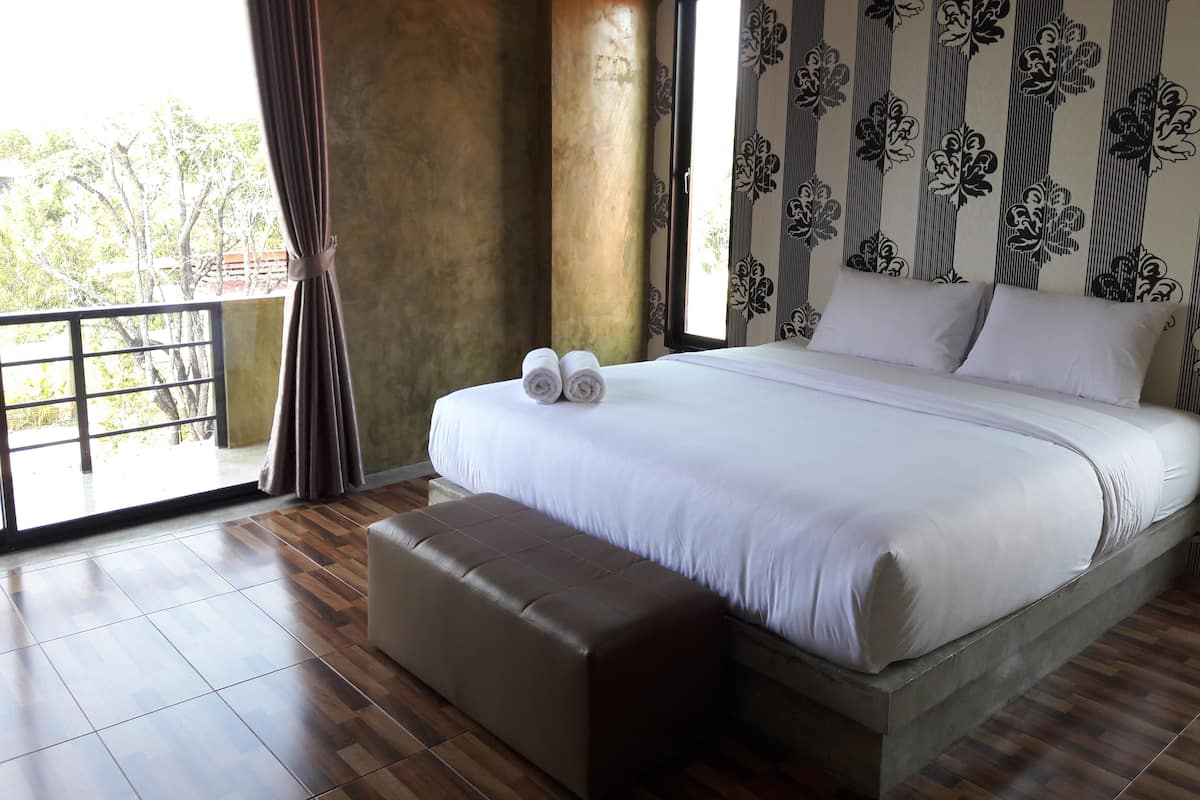Superior Double Room, Refrigerator, Garden View | Blackout drapes, free WiFi, bed sheets