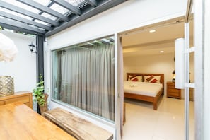 Traditional Twin Room | Balcony