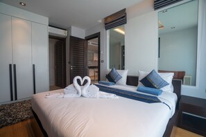2 Bedrooms Apartment with Ocean View (703)