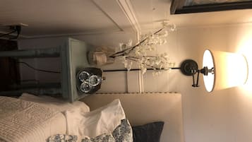 1 chambre, fer et planche à repasser, lit parapluie, Wi-Fi gratuit