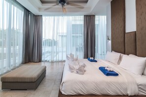 5 Bedrooms Villa with Private Pool | 5 Schlafzimmer, Zimmersafe, individuell dekoriert, Schreibtisch