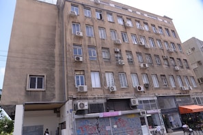 Front of property - Cozy Apartment Next To Rothschild (Tel Aviv)