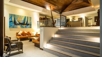 Vila superluxo, vista para o oceano | Sala de estar | TV de tela plana, DVD player