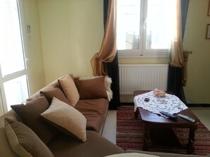 Televisión de pantalla plana