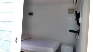 ผ้าม่านกันแสง, Wi-Fi ฟรี, ผ้าปูที่นอน