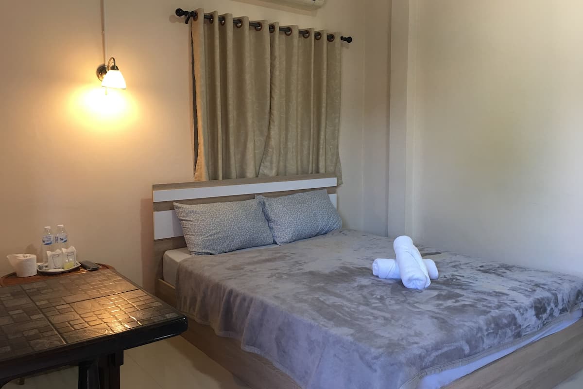 Kamar Single Basic, 1 Tempat Tidur Queen, Bebas Asap Rokok, ensuite | Wi-Fi gratis dan seprai linen