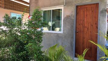 Basic Single Room, 1 Queen Bed, Non Smoking, Ensuite | Balcony view