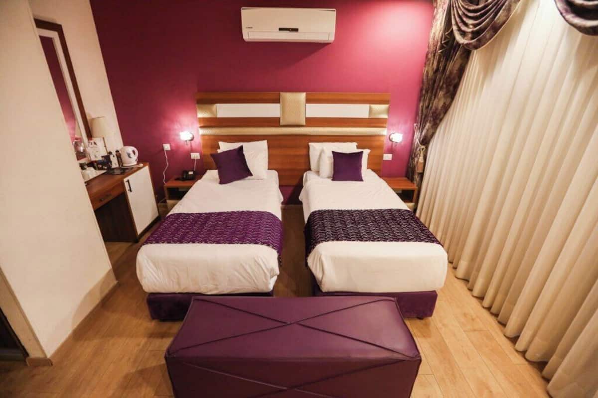 Double or Twin Room | Minibar, in-room safe, desk, laptop workspace