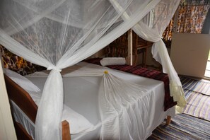 Family Triple Room | 1 bedroom, individually decorated, blackout drapes, free WiFi