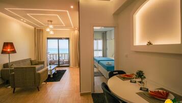 SeaView Turtles A53 dream location | Area soggiorno | TV LCD