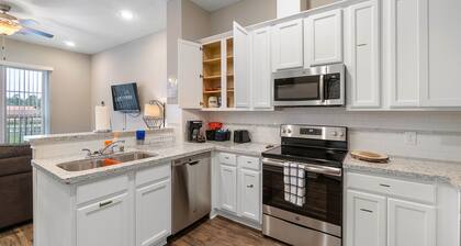 Experience a First Class Stay - 2 BDRM