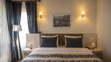 Deluxe Double Room | Terrace/patio