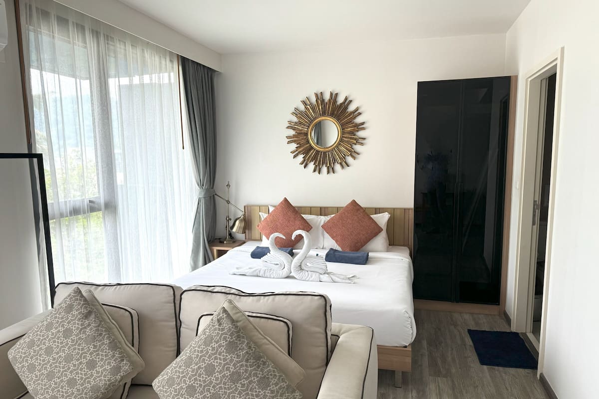 1 bedroom, down duvets, in-room safe, individually decorated