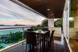 3 Bedrooms Apartment | Terrace/patio - Privilege Residences by Lofty (Patong)