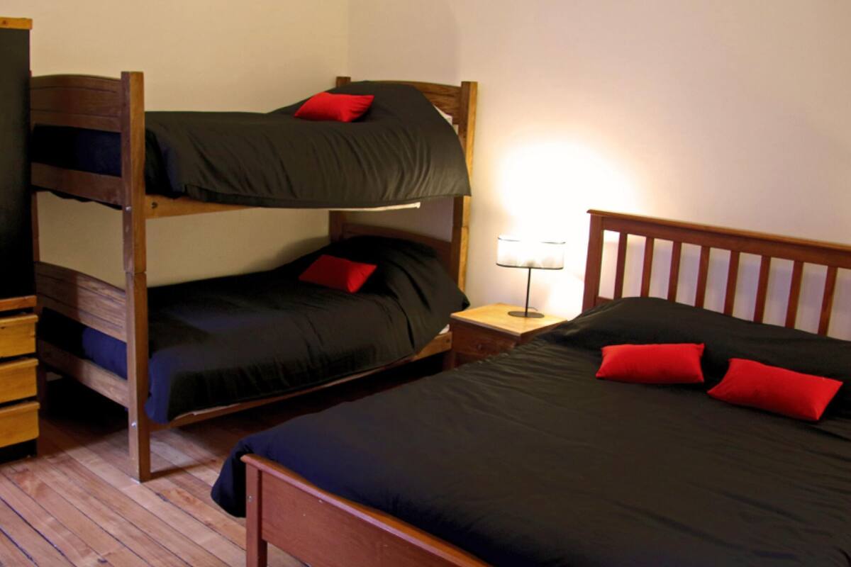 Chambre familiale, 1 chambre | Literie fournie