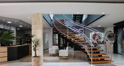 Riellis Center Hotel