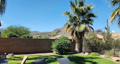 Wind Swept - Private Pool At The Base Of Sombreo Peak.