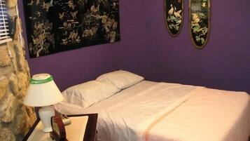 2 chambres, fer et planche à repasser, Wi-Fi gratuit, draps fournis