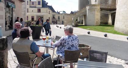 Belle retraite romantique avec piscine privée, offrant la paix et la tranquillité