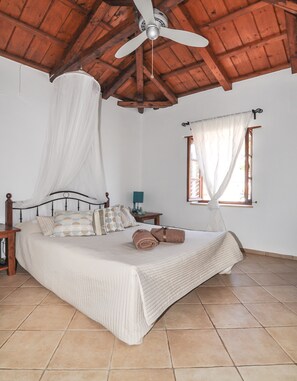 Biệt thự, 3 phòng ngủ | 3 phòng ngủ, khu vực làm việc phù hợp cho laptop 