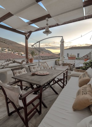 Vila, 3 quartos | Terraço/pátio