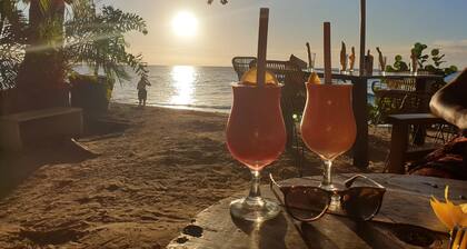 2 bed luxury villa in St James, with sea view, pool & near to beach & shops