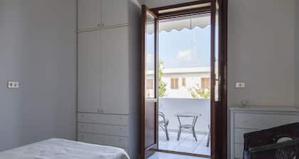 Villa de 240mÂČ avec machine Ă  glaçons Veranda Barbeque et une journĂ©e sur un voilier gratuitement